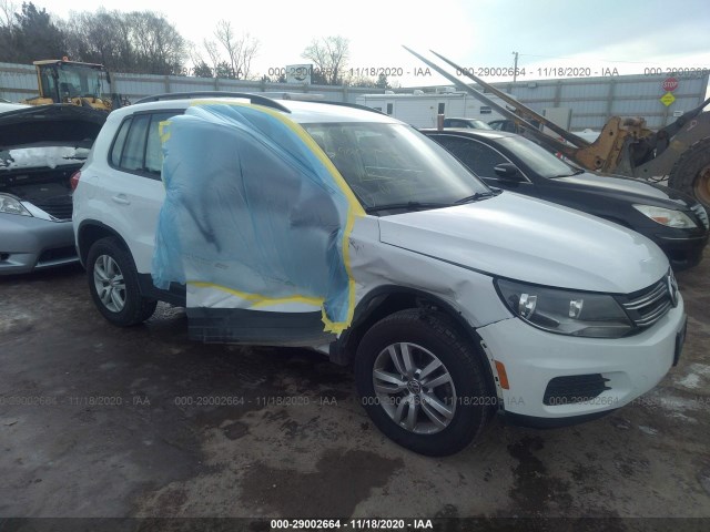 VOLKSWAGEN TIGUAN 2017 wvgbv7ax6hk000918