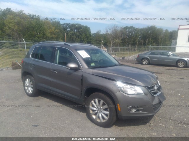 VOLKSWAGEN TIGUAN 2011 wvgbv7ax7bw549916