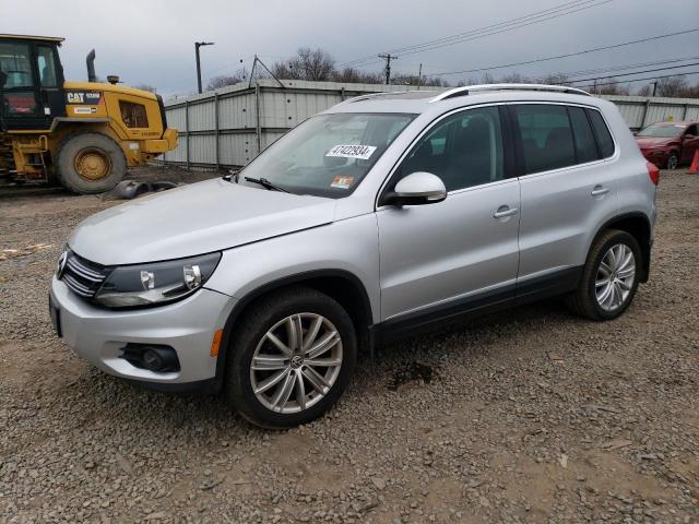 VOLKSWAGEN TIGUAN 2015 wvgbv7ax7fw573316