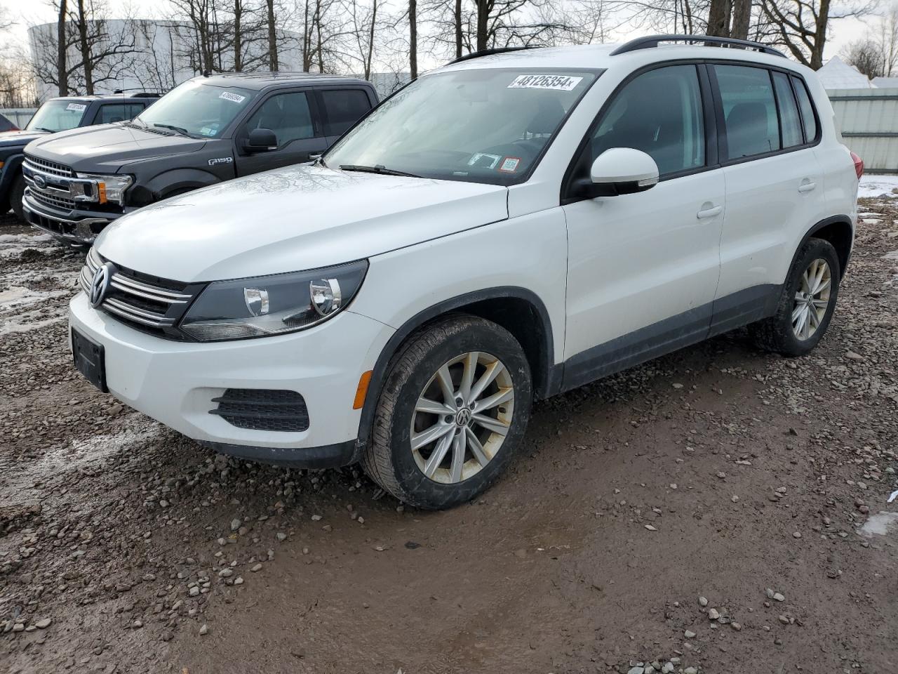 VOLKSWAGEN TIGUAN 2017 wvgbv7ax7hk045849