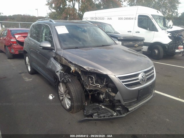 VOLKSWAGEN TIGUAN 2011 wvgbv7ax8bw520148