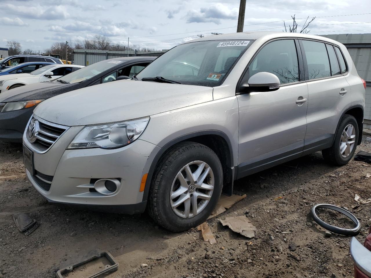 VOLKSWAGEN TIGUAN 2011 wvgbv7ax8bw527200