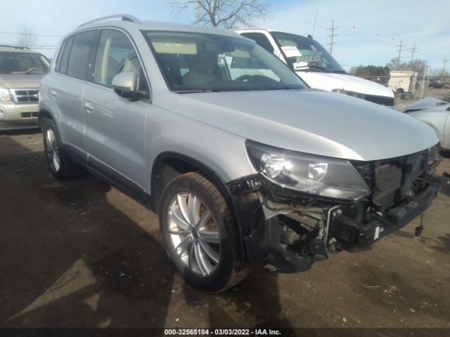 VOLKSWAGEN TIGUAN 2013 wvgbv7ax8dw545389