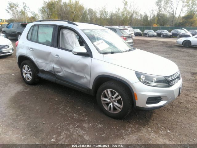 VOLKSWAGEN TIGUAN 2017 wvgbv7ax8hk013105