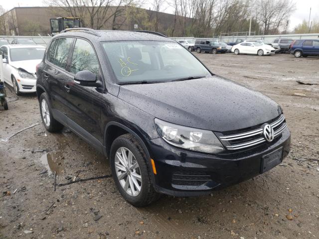 VOLKSWAGEN TIGUAN S 2017 wvgbv7ax8hk049120