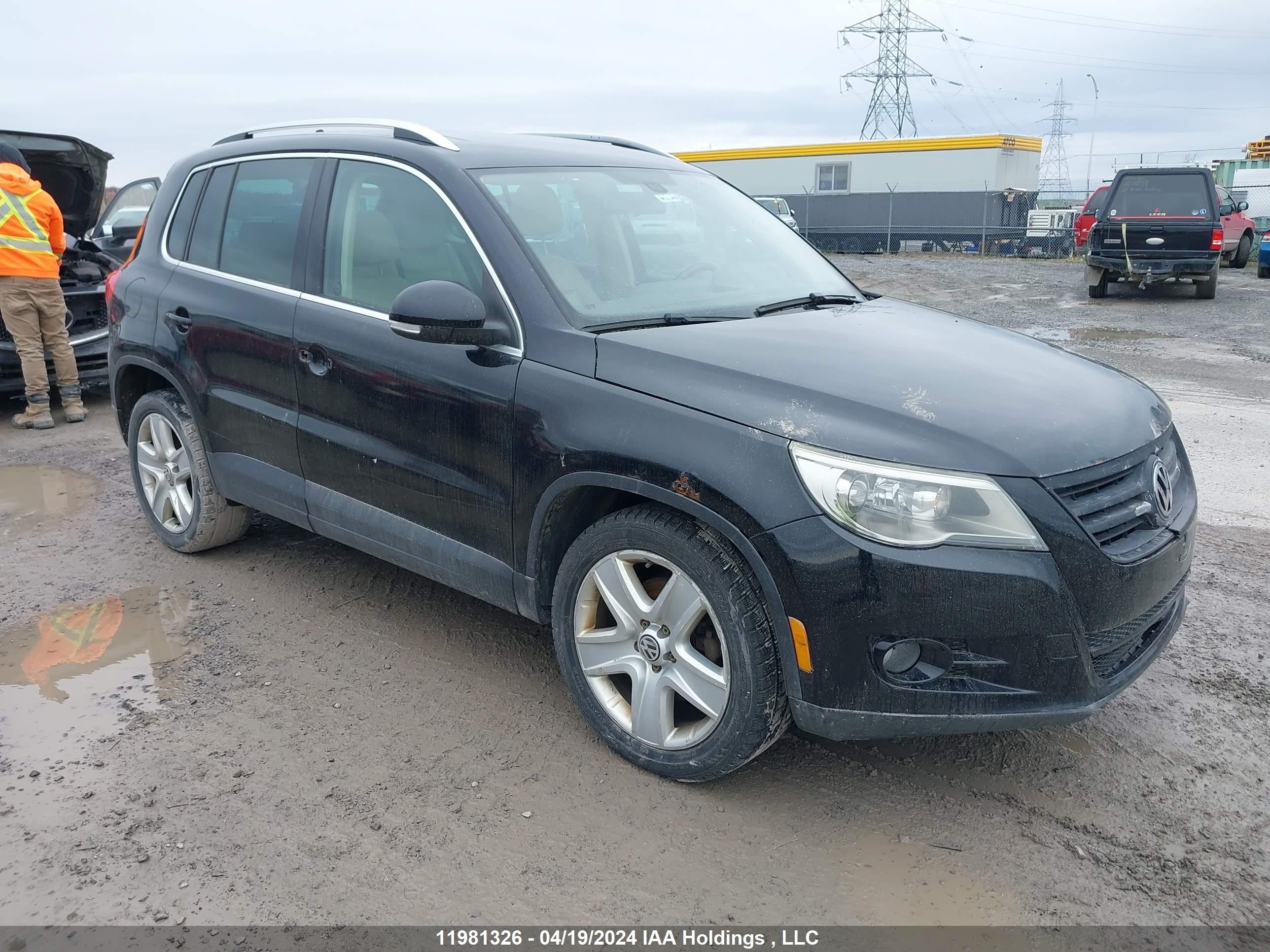 VOLKSWAGEN TIGUAN 2010 wvgbv7ax9aw511814