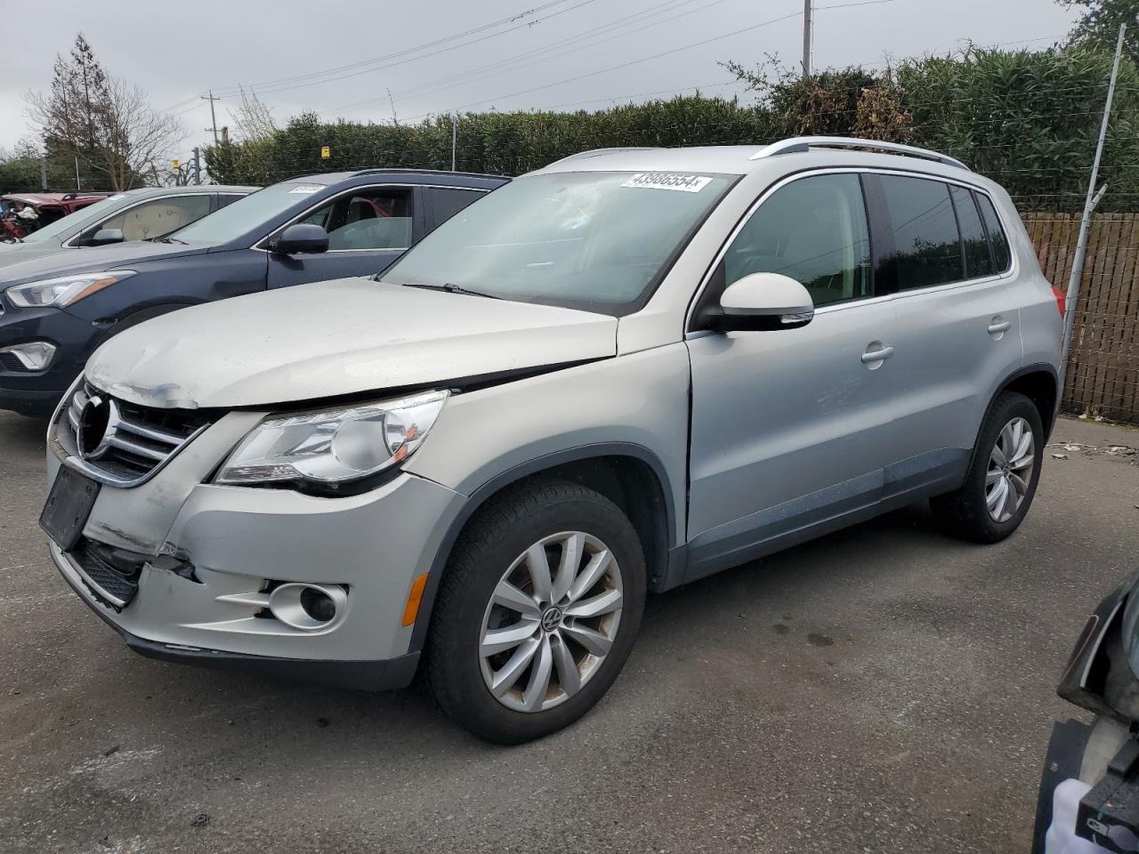 VOLKSWAGEN TIGUAN 2011 wvgbv7ax9bw538531