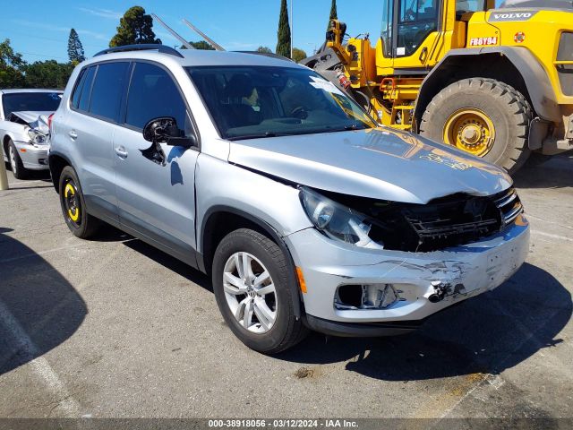 VOLKSWAGEN TIGUAN 2016 wvgbv7ax9gw605698