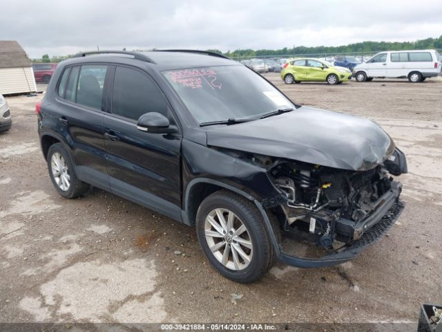 VOLKSWAGEN TIGUAN 2017 wvgbv7ax9hk051961