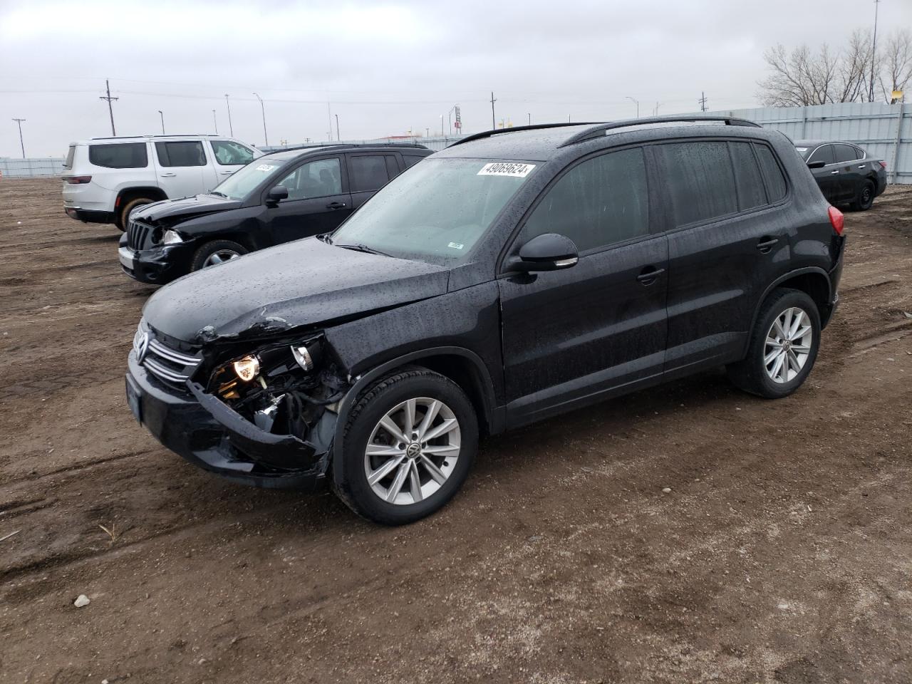 VOLKSWAGEN TIGUAN 2018 wvgbv7ax9jk005990