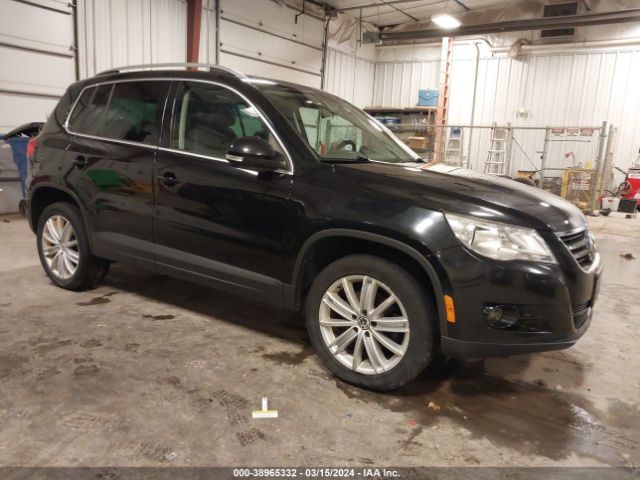 VOLKSWAGEN TIGUAN 2011 wvgbv7axxbw554611