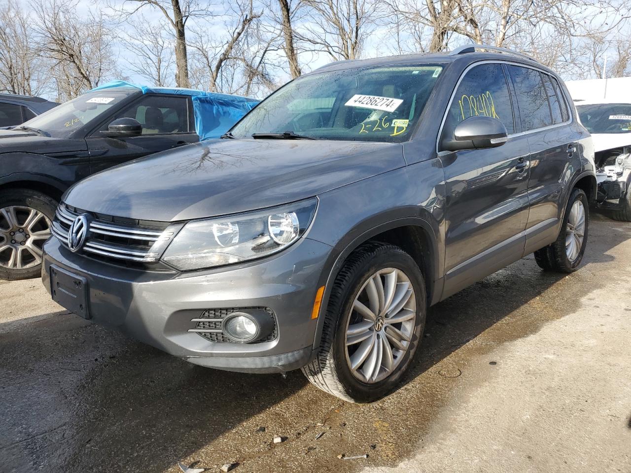 VOLKSWAGEN TIGUAN 2012 wvgbv7axxcw004147