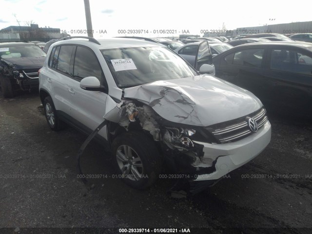 VOLKSWAGEN TIGUAN 2016 wvgbv7axxgw515850