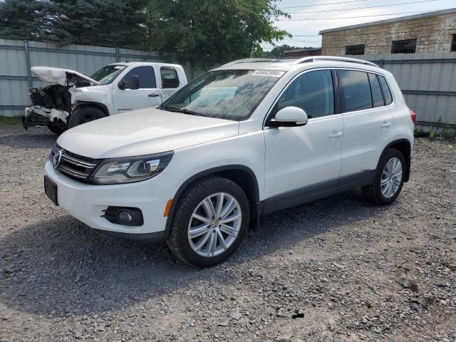 VOLKSWAGEN TIGUAN 2016 wvgbv7axxgw589317