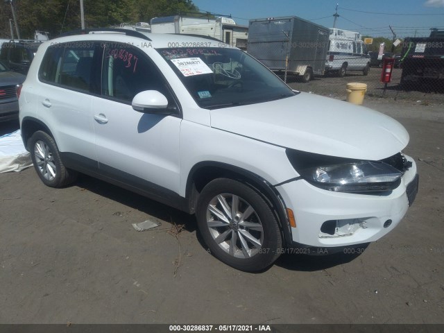 VOLKSWAGEN TIGUAN 2017 wvgbv7axxhk052696