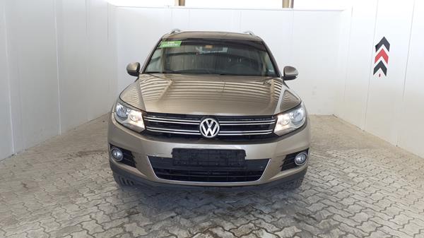 VOLKSWAGEN TIGUAN 2016 wvgcg2ax1gw000348