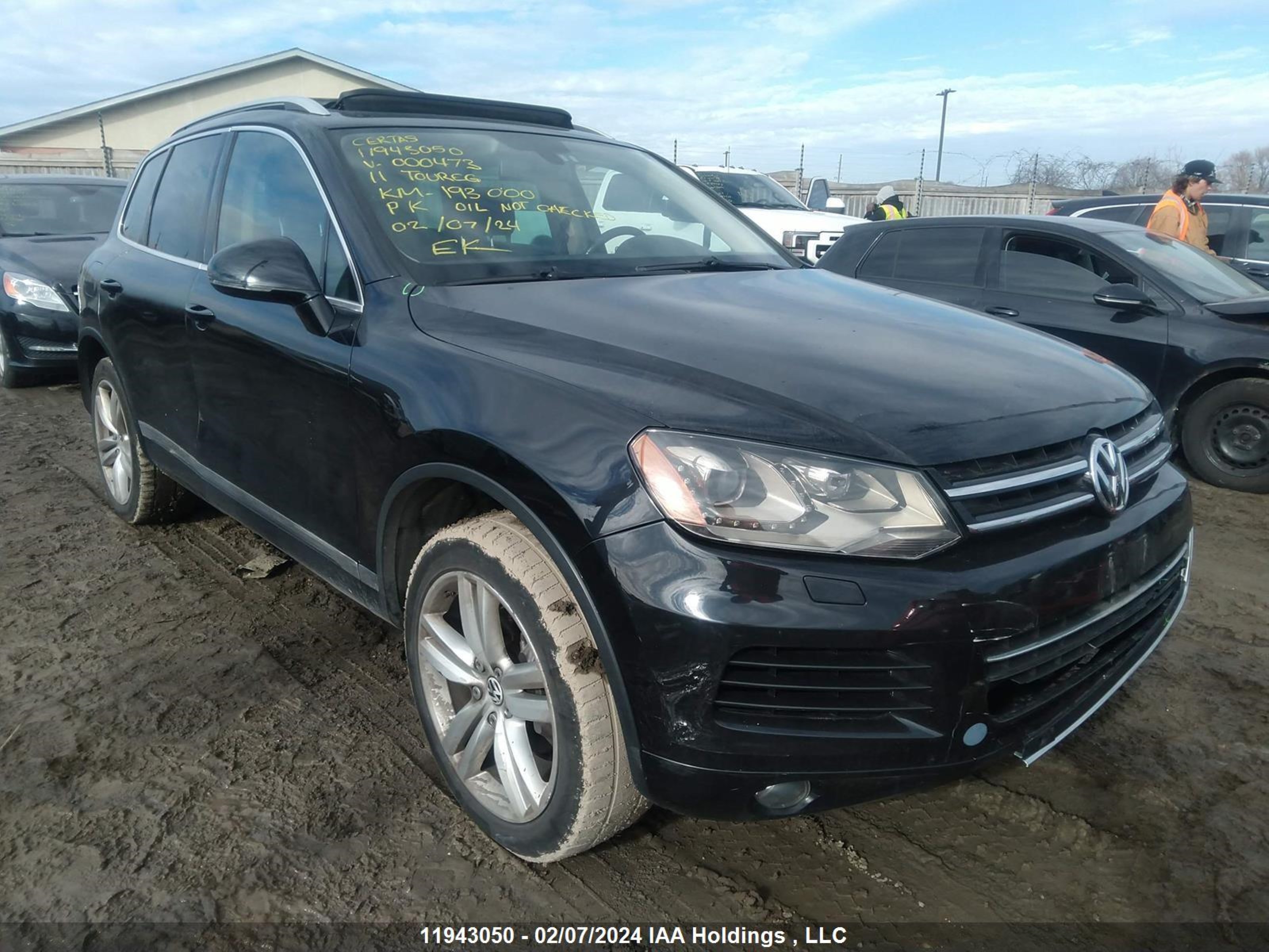 VOLKSWAGEN TOUAREG 2011 wvgdf9bp0bd000473