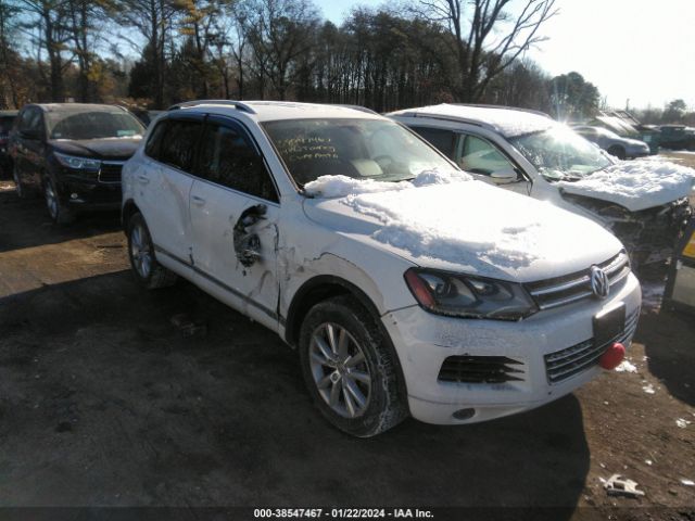 VOLKSWAGEN TOUAREG 2014 wvgef9bp2ed009863