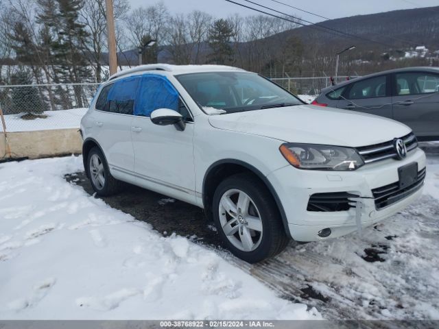 VOLKSWAGEN TOUAREG 2014 wvgef9bp8ed013173