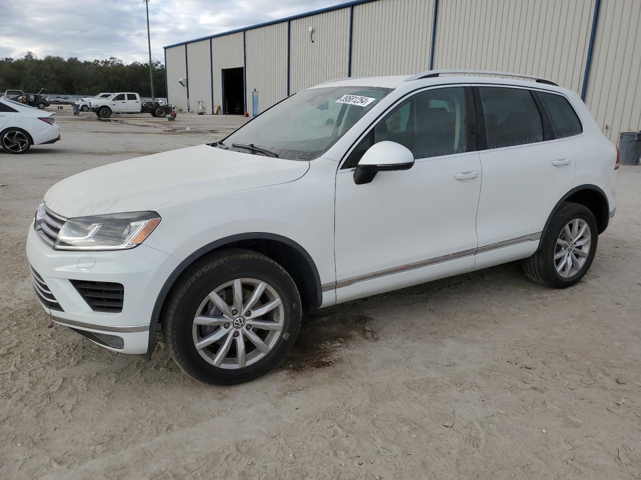 VOLKSWAGEN TOUAREG 2015 wvgef9bp9fd002751