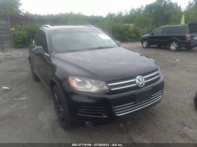 VOLKSWAGEN TOUAREG 2014 wvgep9bp1ed001167