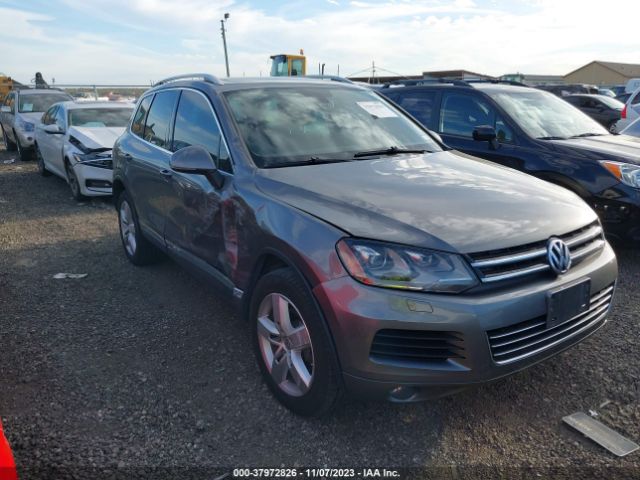 VOLKSWAGEN TOUAREG 2013 wvgep9bp5dd013403