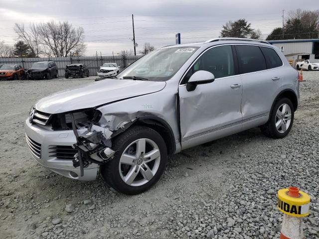 VOLKSWAGEN TOUAREG 2014 wvgep9bp5ed014052