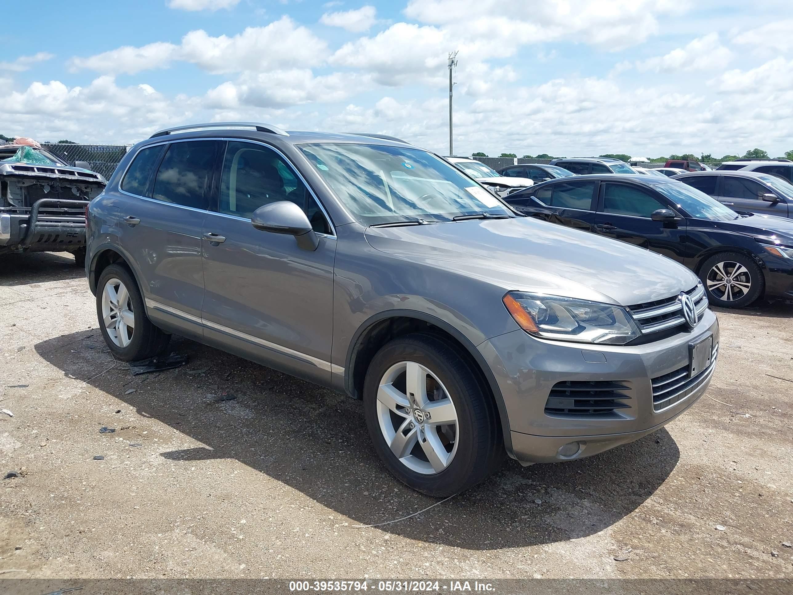 VOLKSWAGEN TOUAREG 2012 wvgff9bp4cd005556