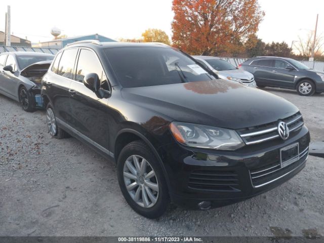 VOLKSWAGEN TOUAREG 2011 wvgff9bp6bd000714