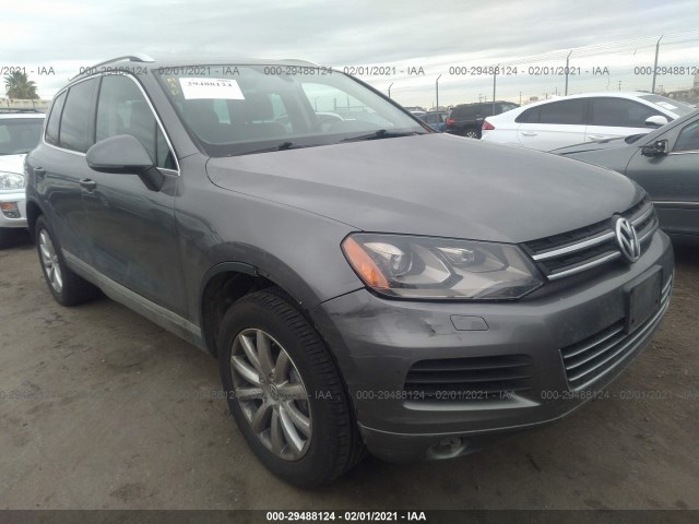 VOLKSWAGEN TOUAREG 2011 wvgff9bp8bd001038