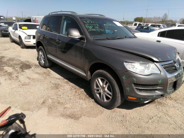 VOLKSWAGEN TOUAREG 2010 wvgfk7a90ad000418