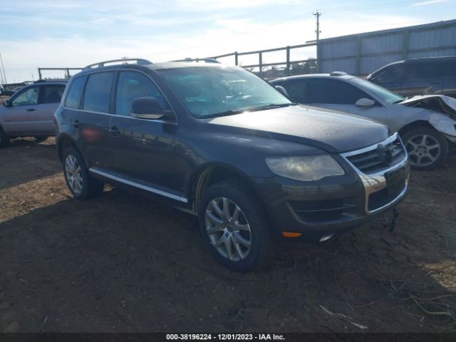 VOLKSWAGEN TOUAREG 2010 wvgfk7a90ad001505