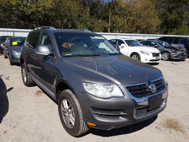 VOLKSWAGEN NULL 2010 wvgfk7a93ad001210