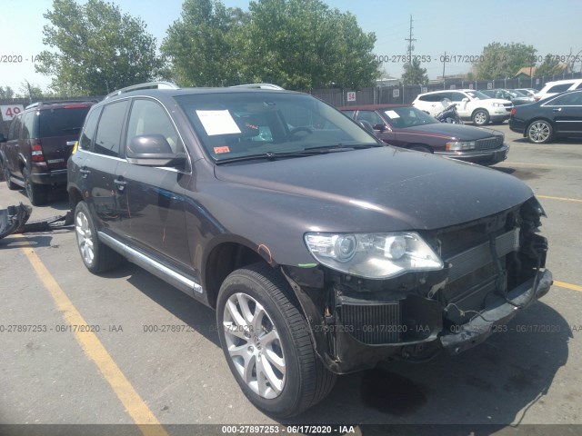 VOLKSWAGEN TOUAREG 2010 wvgfk7a9xad003360