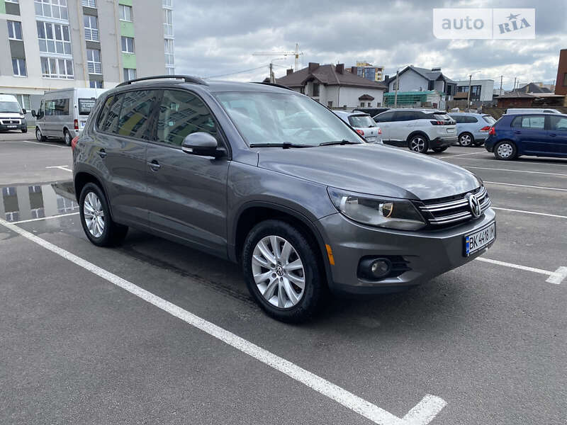 VOLKSWAGEN TIGUAN 2014 wvgjv3ax1ew595864