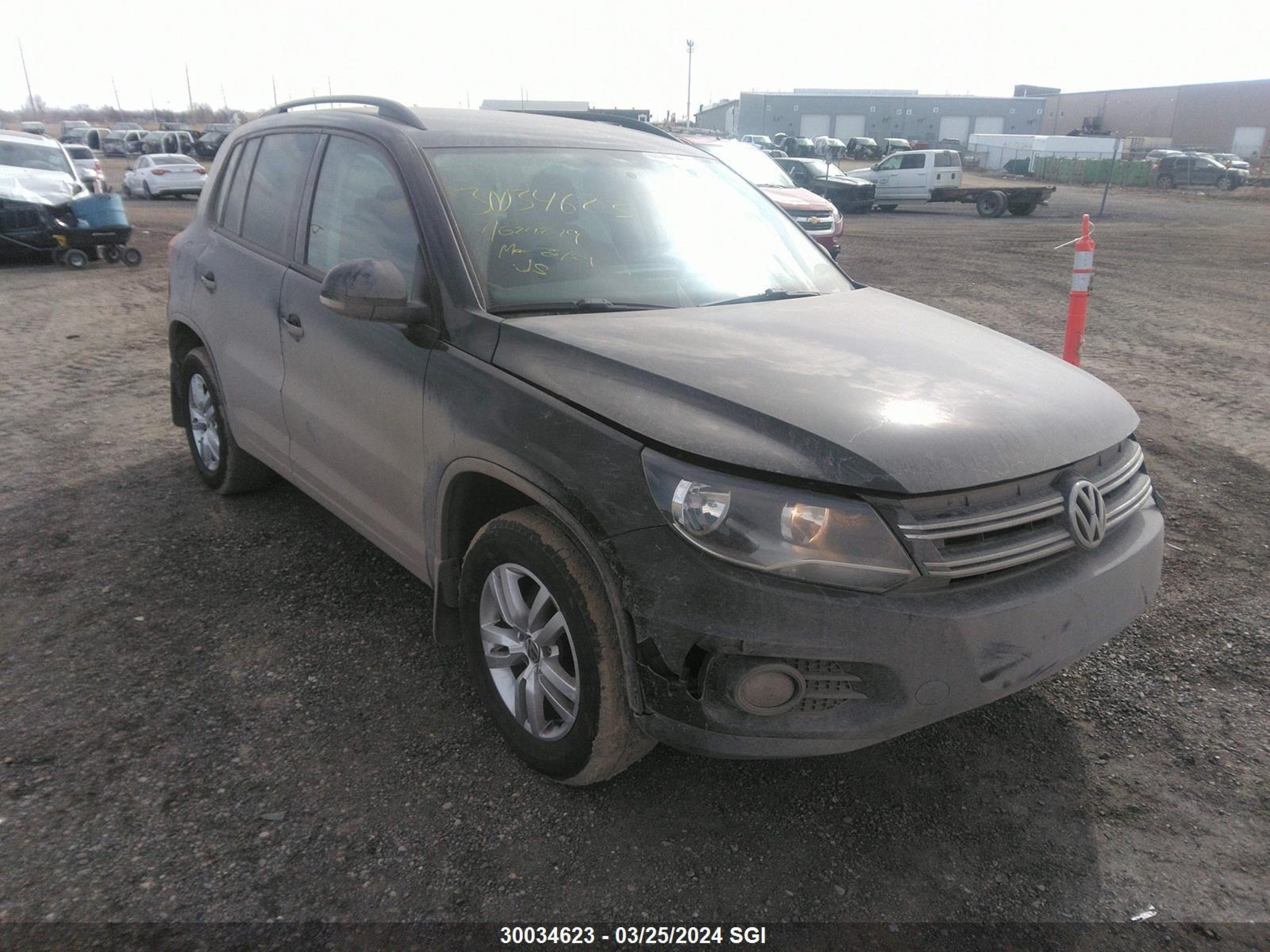 VOLKSWAGEN TIGUAN 2014 wvgjv3ax5ew624279