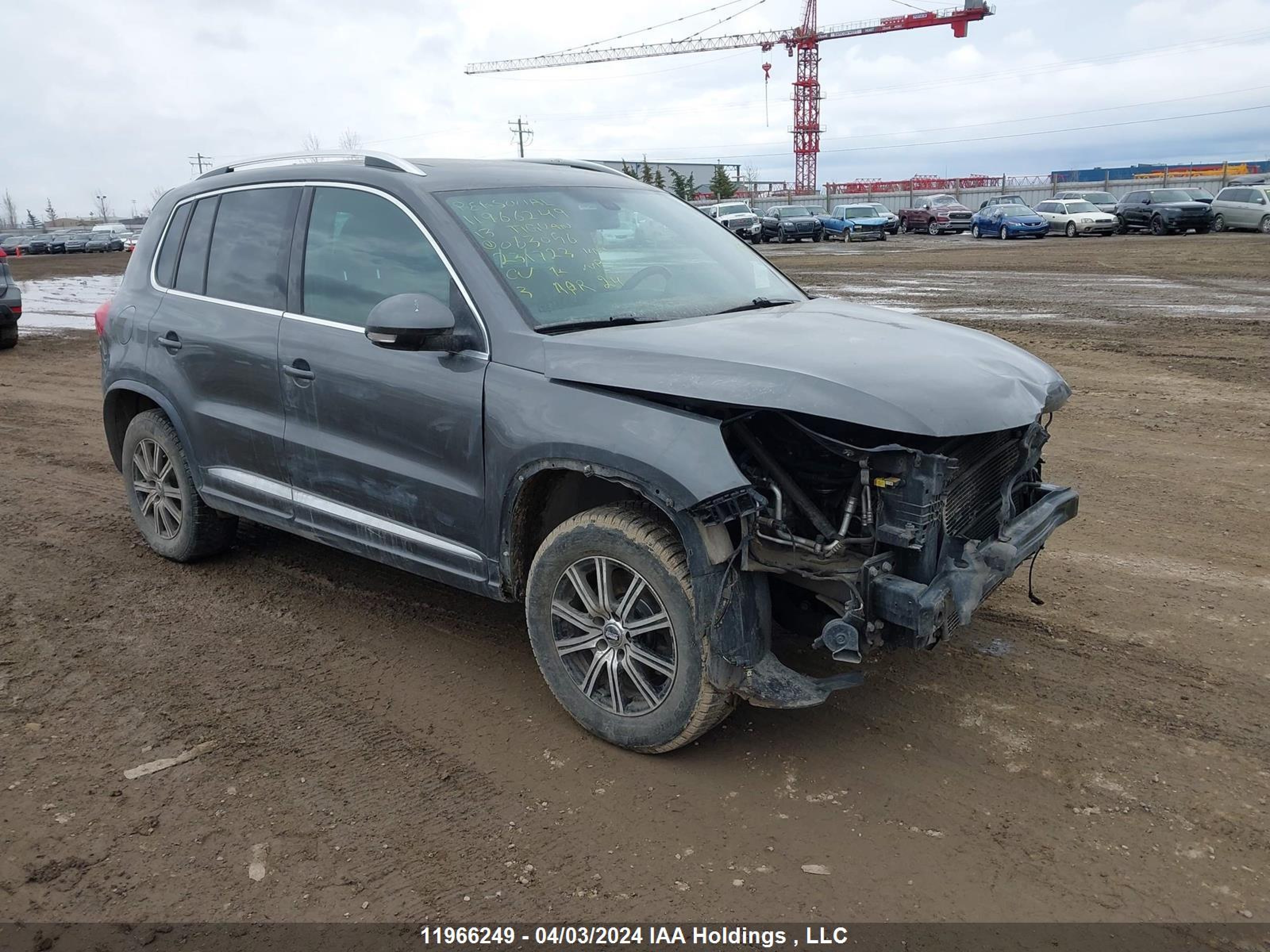 VOLKSWAGEN TIGUAN 2013 wvgjv3ax8dw063056