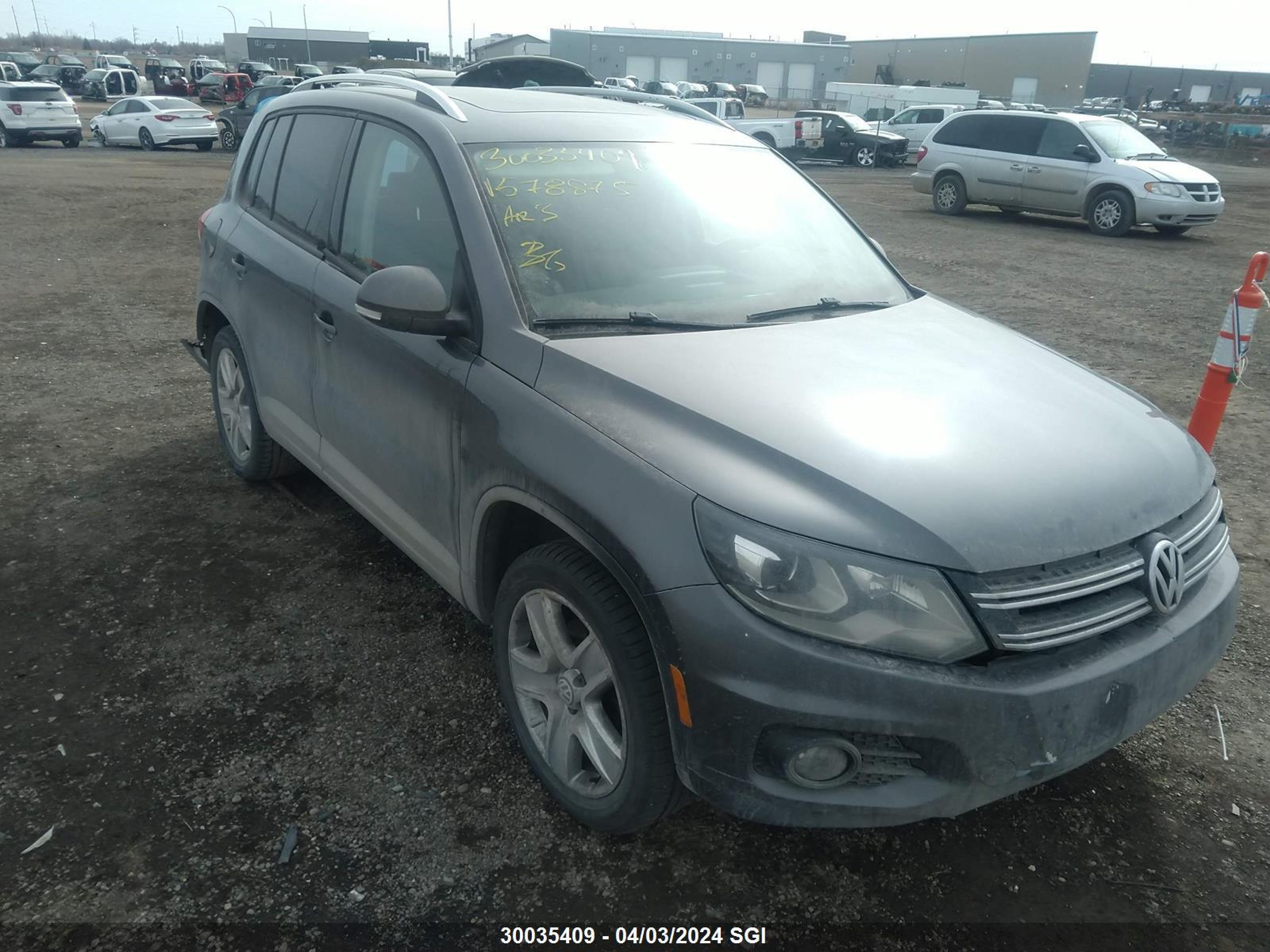 VOLKSWAGEN TIGUAN 2014 wvgjv3ax9ew578875