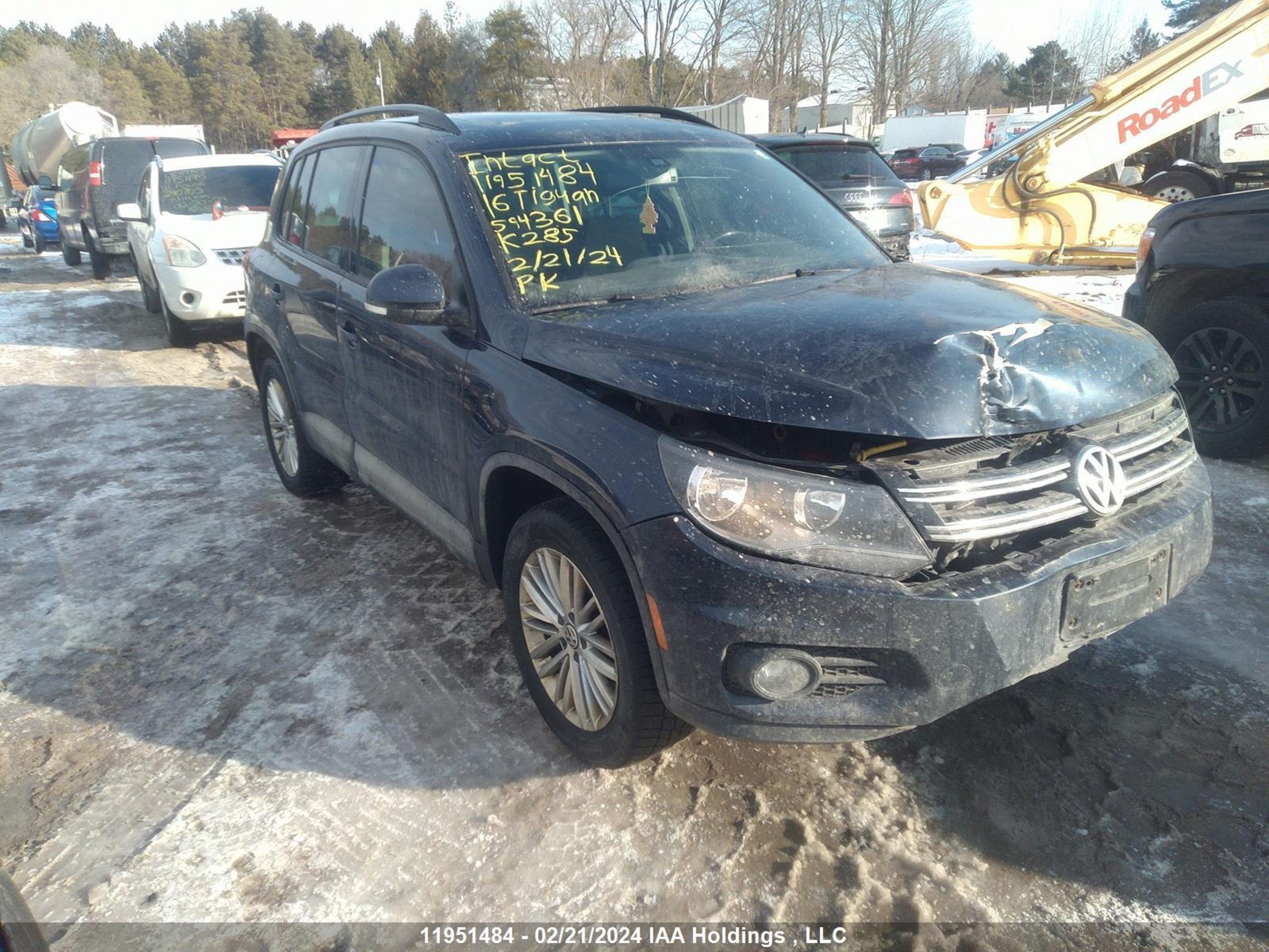 VOLKSWAGEN TIGUAN 2016 wvgjv7ax0gw594361