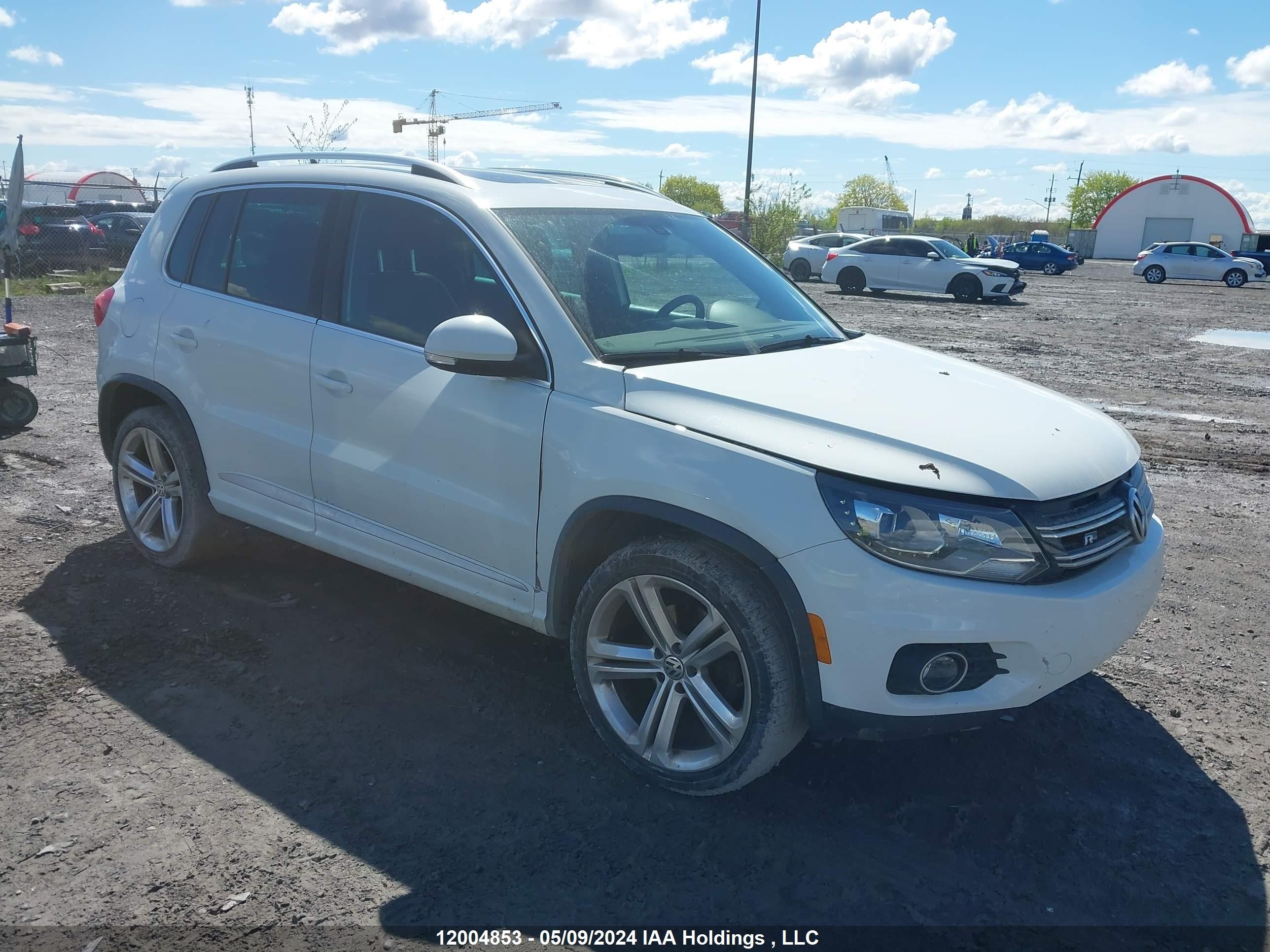 VOLKSWAGEN TIGUAN 2015 wvgjv7ax4fw086263