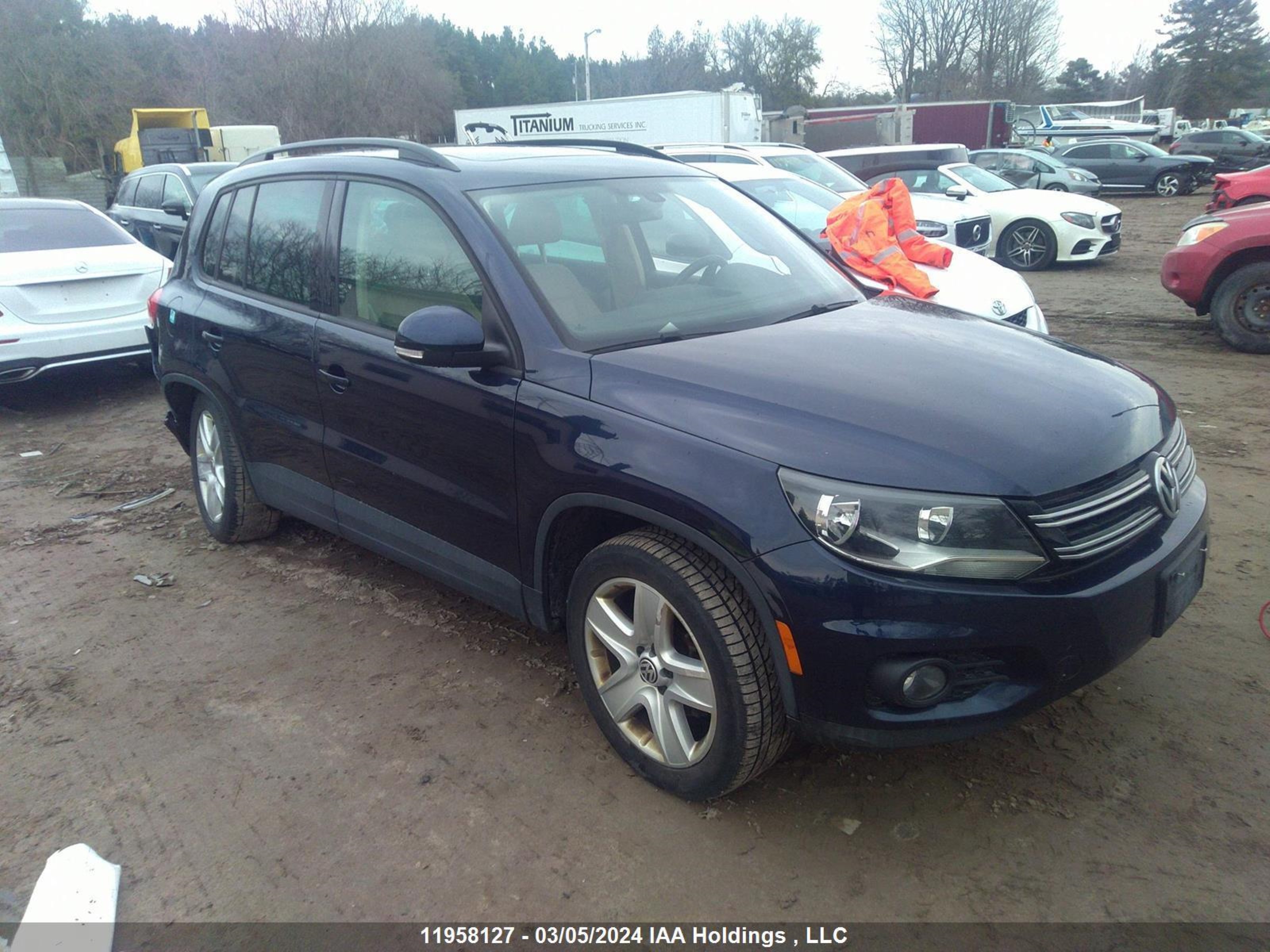 VOLKSWAGEN TIGUAN 2016 wvgjv7ax5gw574171