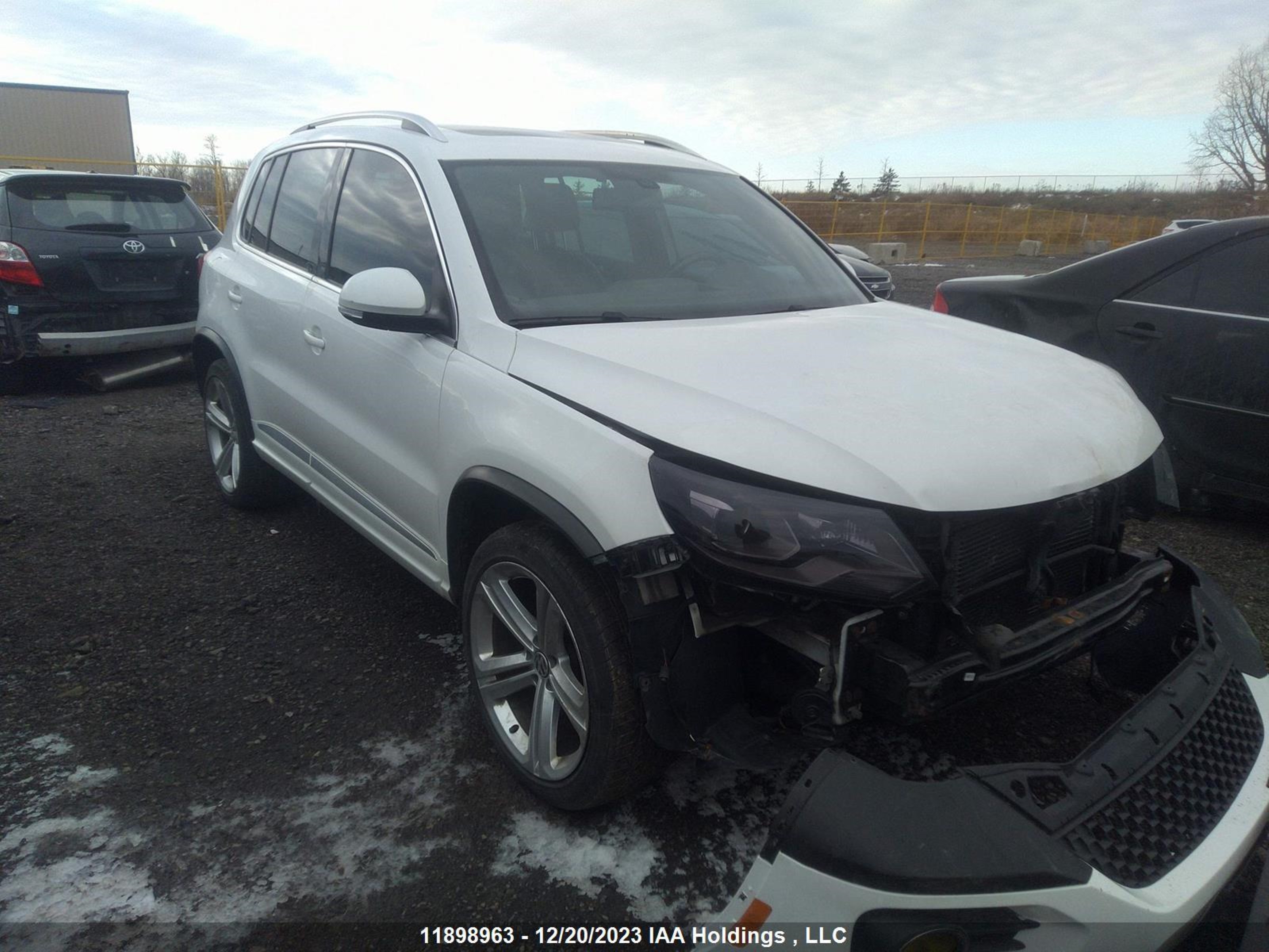 VOLKSWAGEN TIGUAN 2016 wvgjv7ax6gw044954