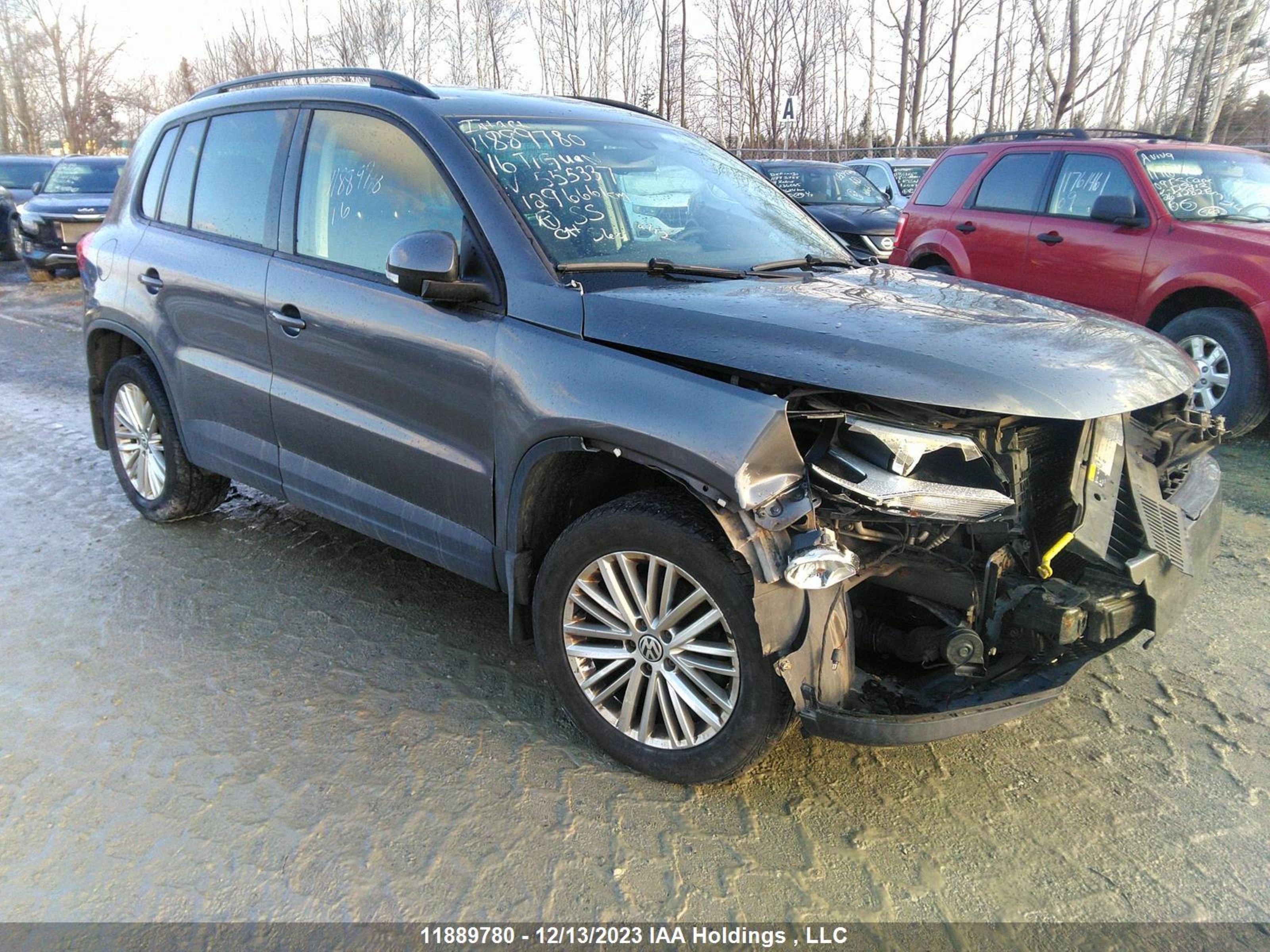 VOLKSWAGEN TIGUAN 2016 wvgjv7ax6gw555337