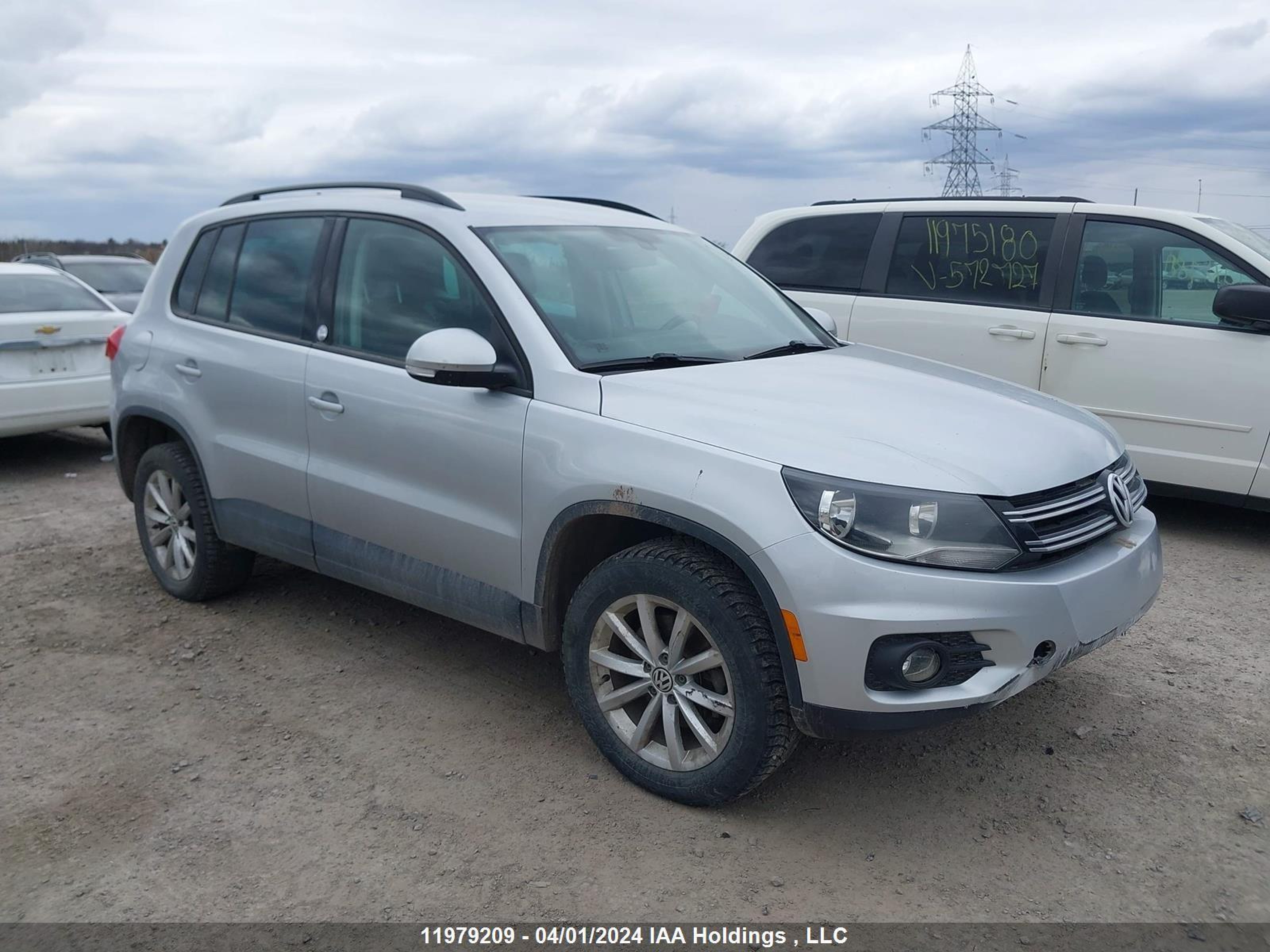 VOLKSWAGEN TIGUAN 2017 wvgnv7ax6hk035617