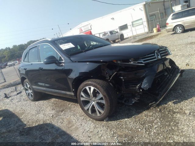 VOLKSWAGEN TOUAREG 2017 wvgrf7bp0hd000301