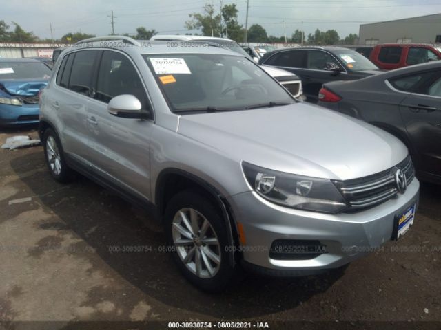 VOLKSWAGEN TIGUAN 2017 wvgrv7ax2hk014457