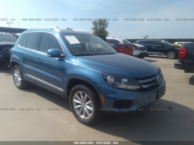 VOLKSWAGEN TIGUAN 2017 wvgrv7ax3hw508352