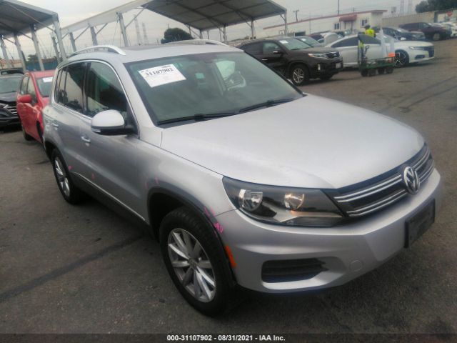 VOLKSWAGEN TIGUAN 2017 wvgrv7ax4hk007722