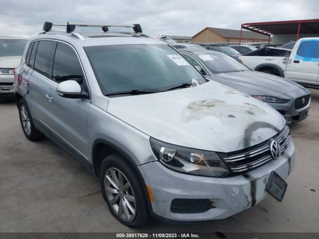 VOLKSWAGEN TIGUAN 2017 wvgrv7ax5hw506022