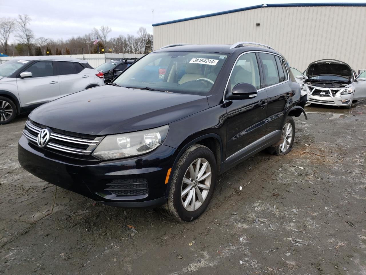 VOLKSWAGEN TIGUAN 2017 wvgrv7ax6hk034565